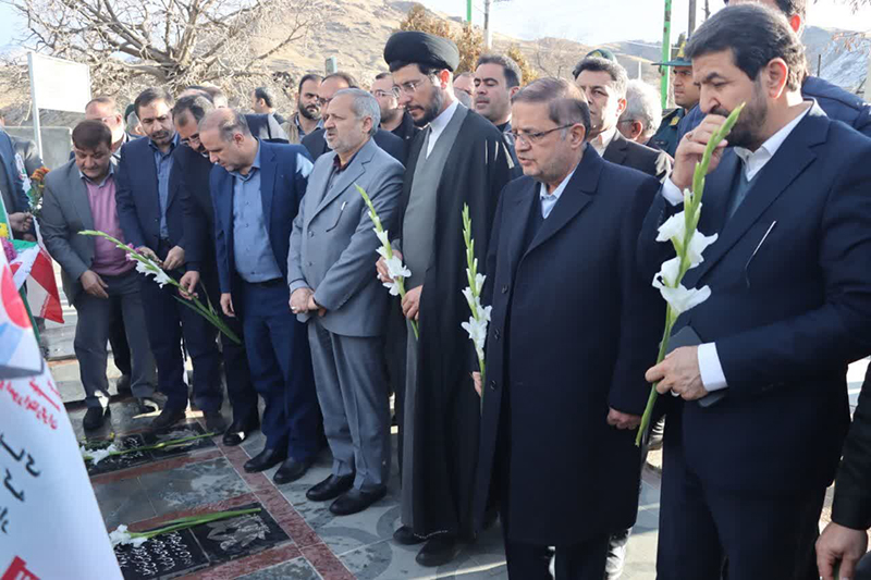 سفر وزیر آموزش و پرورش و استاندار همدان به شهرستان تویسرکان